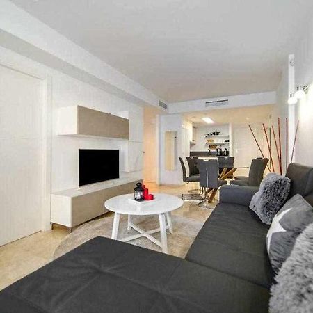 Espanhouse Elvis Apartment Торрев'єха Екстер'єр фото