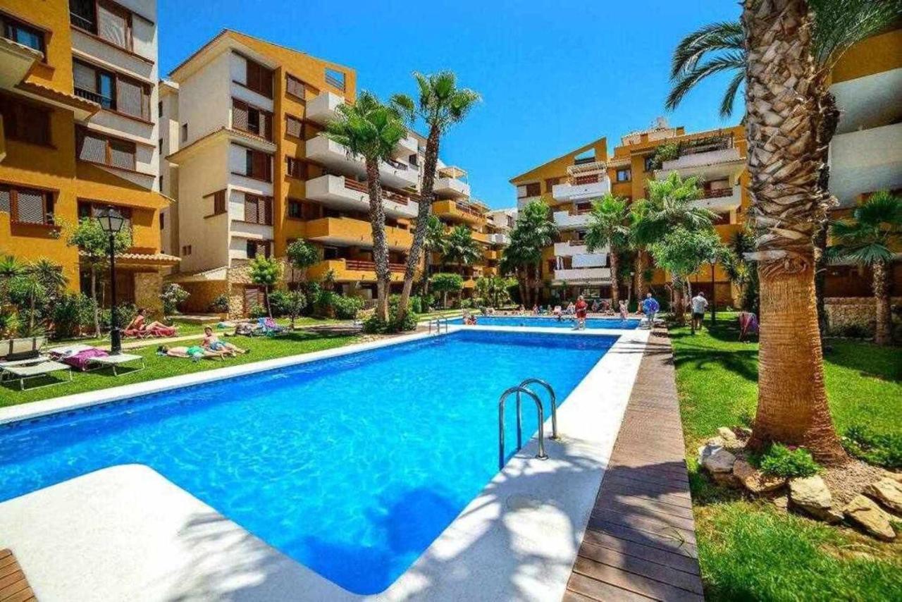 Espanhouse Elvis Apartment Торрев'єха Екстер'єр фото
